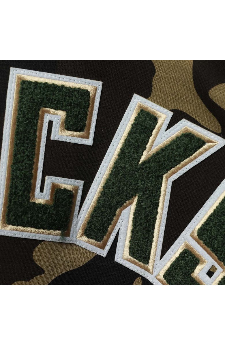 PRO STANDARD Men's Pro Standard Camo Milwaukee Bucks Team Pullover Hoodie, Alternate, color, 