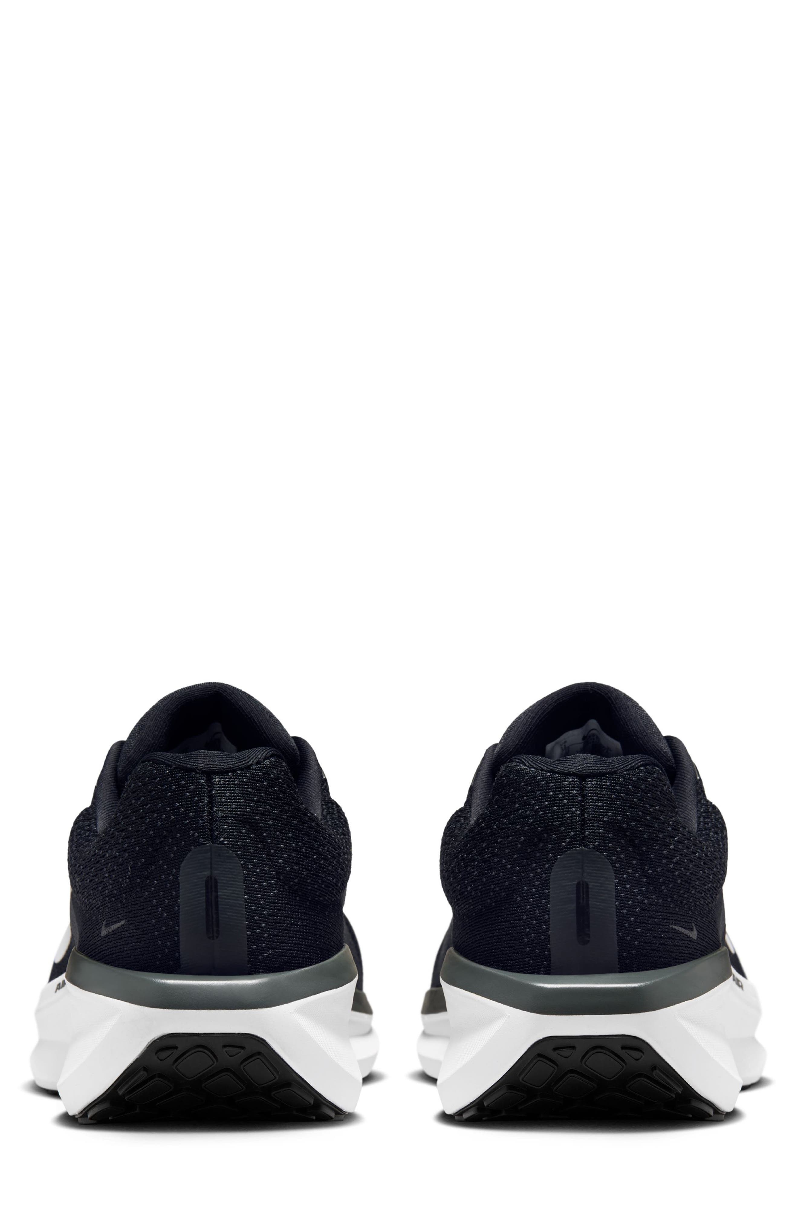 Nike Air Winflo 11 Running Shoe - Extra Wide Width, Alternate, color, 001 Black/White