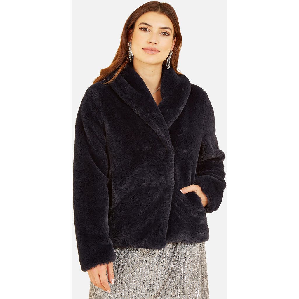Yumi Short Wrap Faux Fur Coat In Black