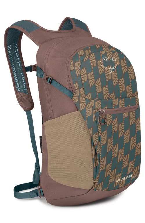 Osprey Daylite Plus Backpack In Kazuma Print/magma Brown