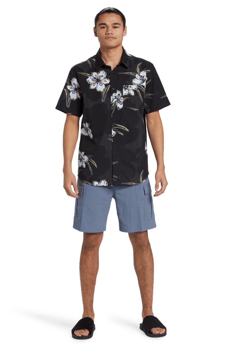 Quiksilver Apero Floral Short Sleeve Stretch Cotton Button-Up Shirt, Alternate, color, Black Paper