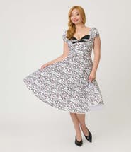 Unique Vintage 1950s Sweetheart Swing Dress