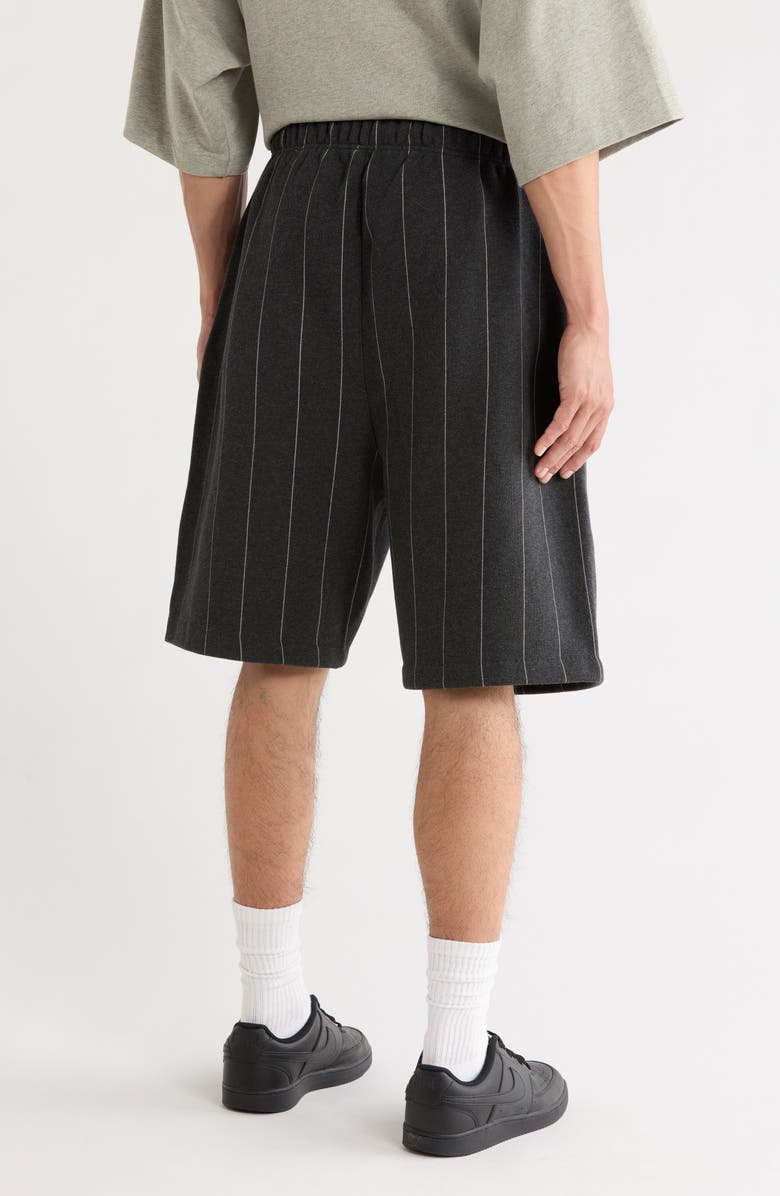 Fear of God Essentials x MLB White Sox '90s Drawstring Cotton Blend Sweat Shorts, Alternate, color, Iron Heather/ White Pinstripes