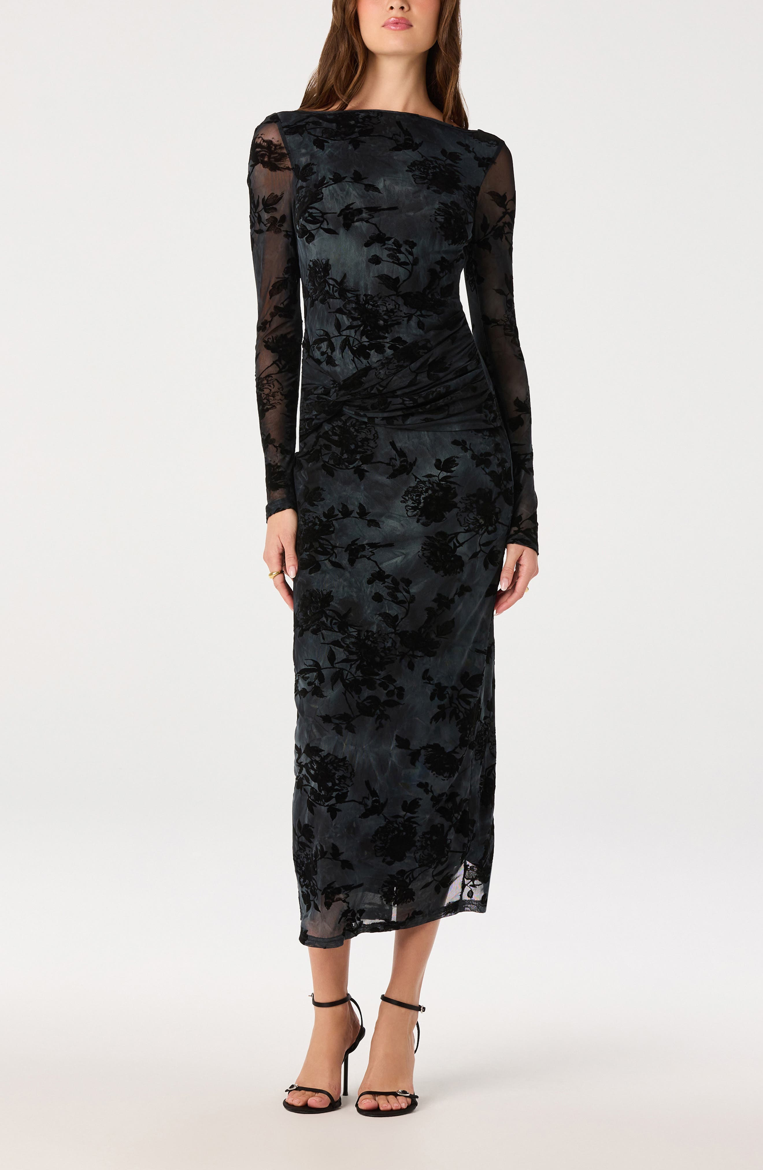 selected BLACK BLUE FLORAL