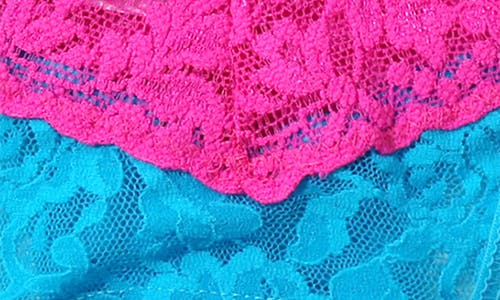 Hanky Panky Signature Lace Low Rise Thong In Pink