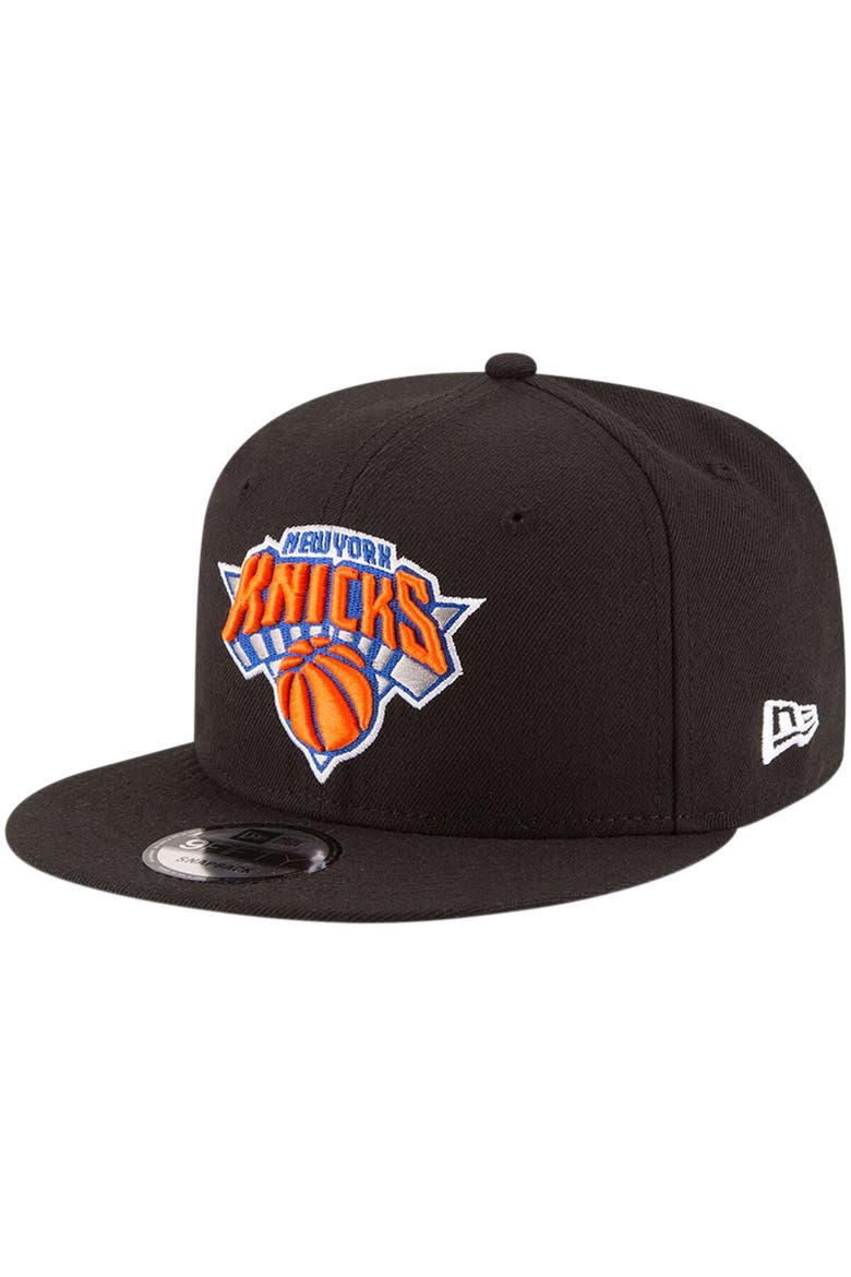 Men's New Era Black New York Knicks Official Team Color 9FIFTY Snapback Hat, Main, color, Black