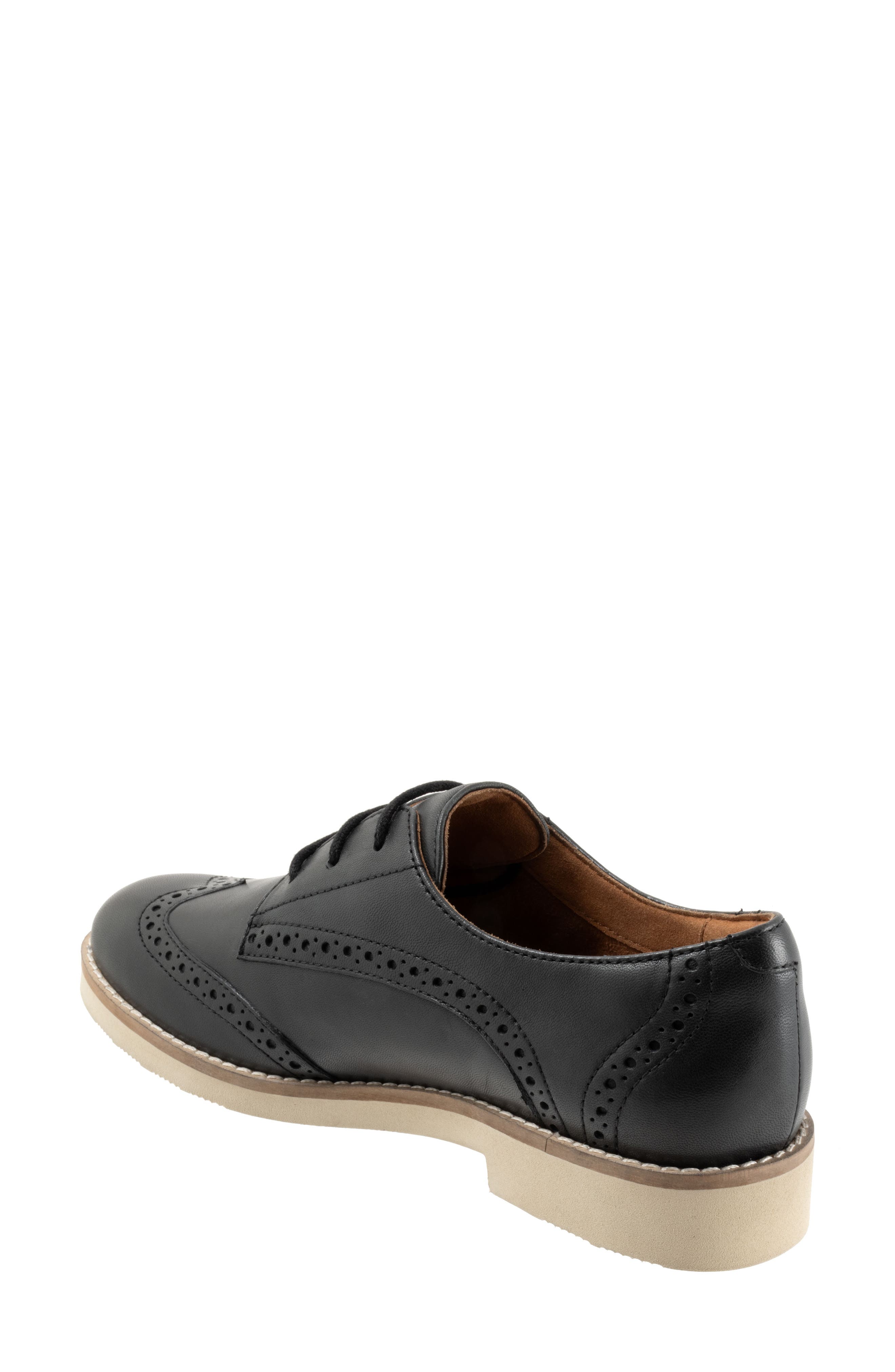 SoftWalk<sup
®</sup
 Willet Wingtip Derby, Alternate, color, Black