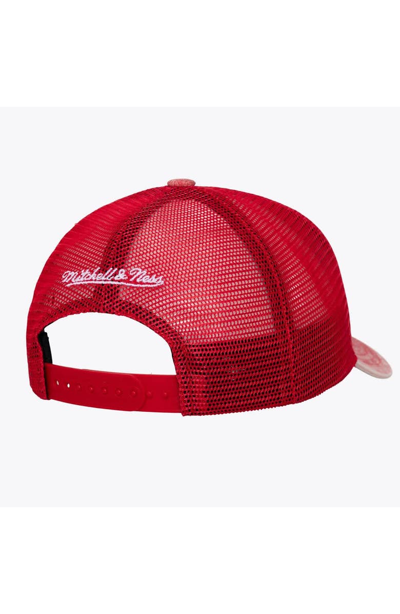 Mitchell & Ness Men's Mitchell & Ness Red Chicago Bulls Gameday Snow Wash Adjustable Trucker Hat, Alternate, color, Red