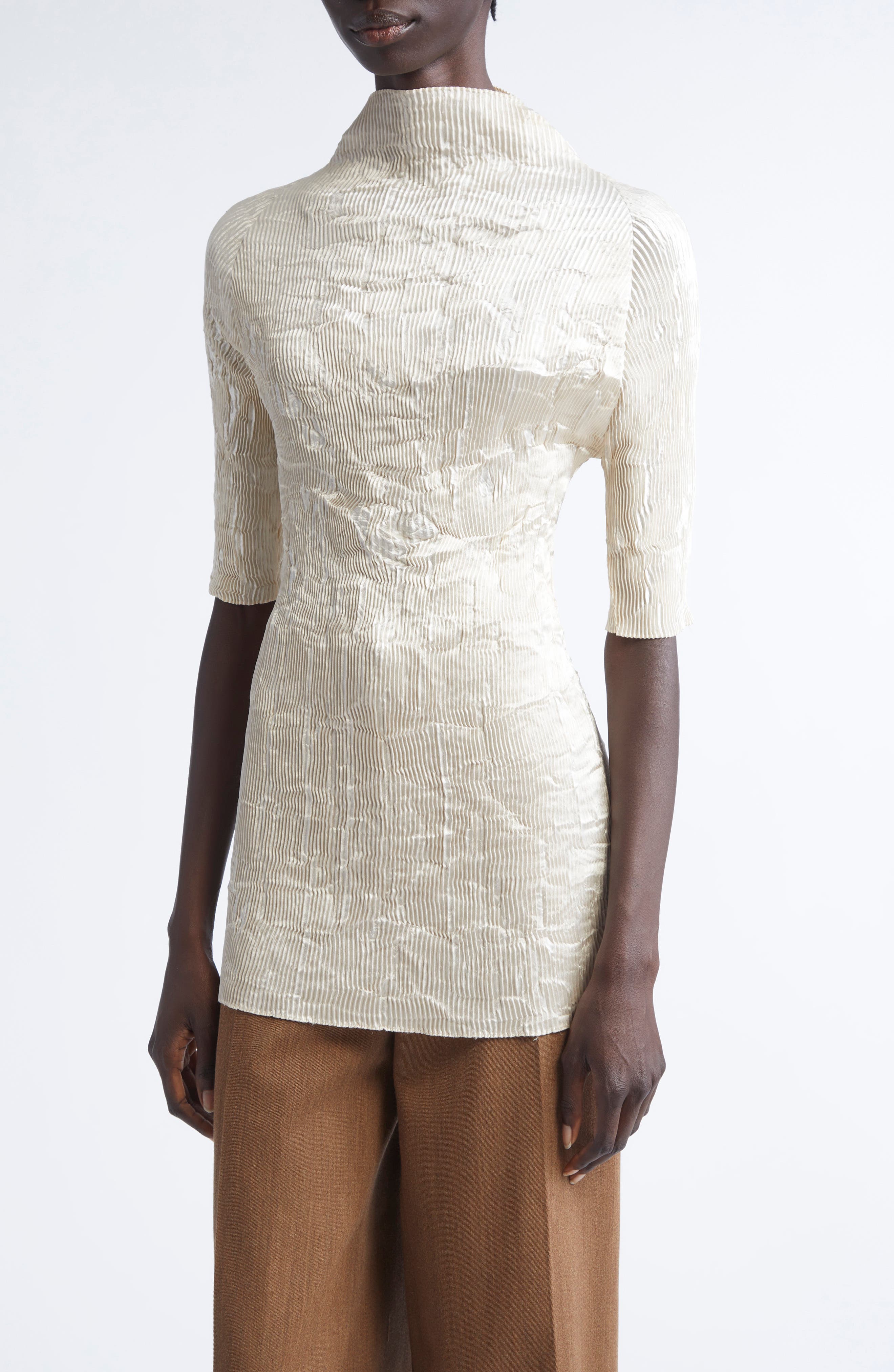 FFORME Dahlia Crinkled Pleated Top in Cream 