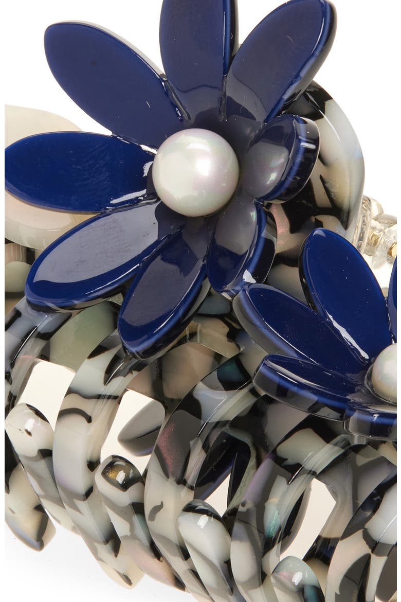 Petunia Faux Pearl Claw Clip, Alternate, color, CELESTIAL JET