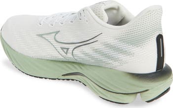 Wave Runner 28 Running Shoe