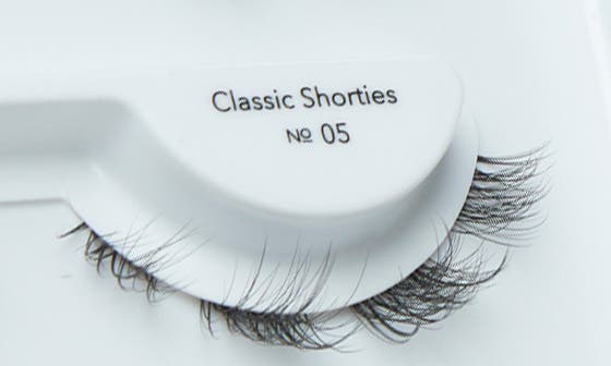 CLASSIC SHORTIES NO. 05