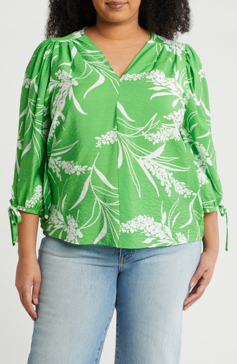 Floral Print V-Neck Shirt (Plus)