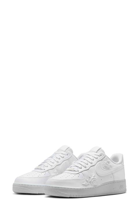 Air Force 1 
07 Sneaker (Women)