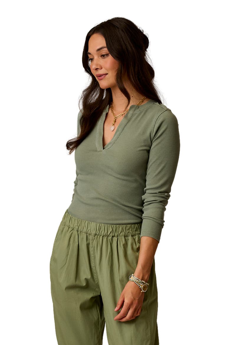 Ever Henley, Main, color, Fatigue