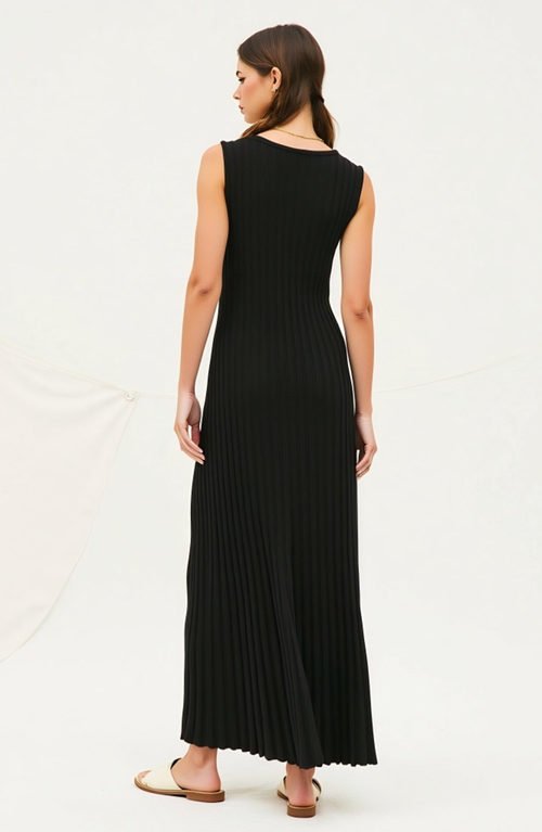 Modenaire Sleeveless Ribbed Knit Scoop Neck Maxi Dress With Pleated Skirt