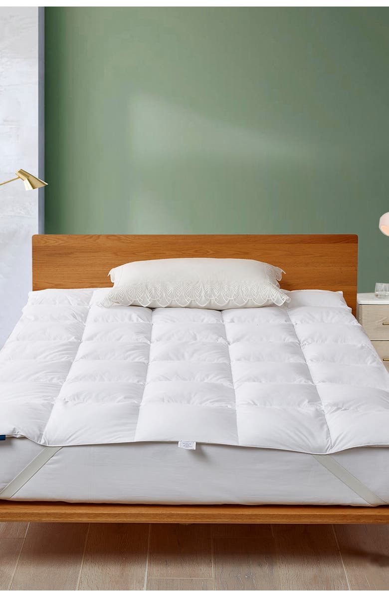 BLUE RIDGE HOME FASHIONS Serta Goose Feather & Down Fiber Featherbed, Main, color, White