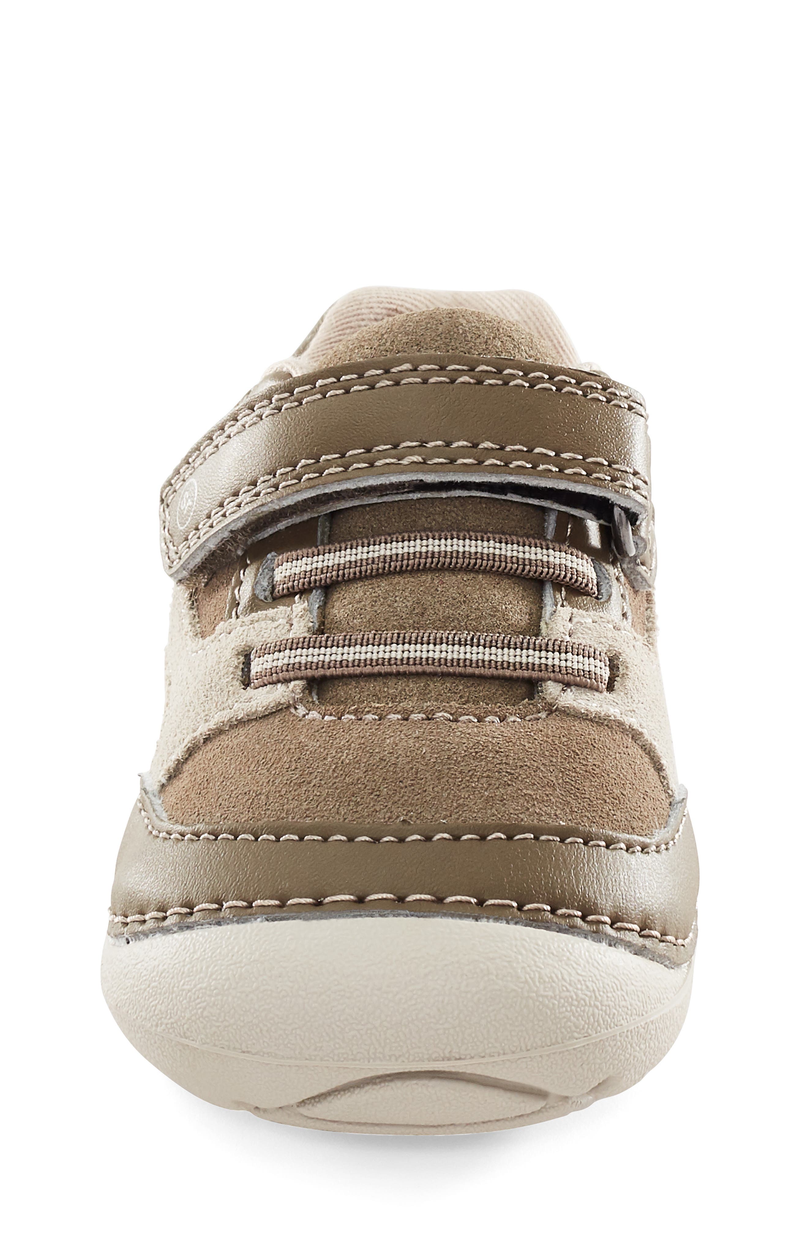 Stride Rite Soft Motion<sup>™</sup> Kylin Sneaker, Alternate, color, 