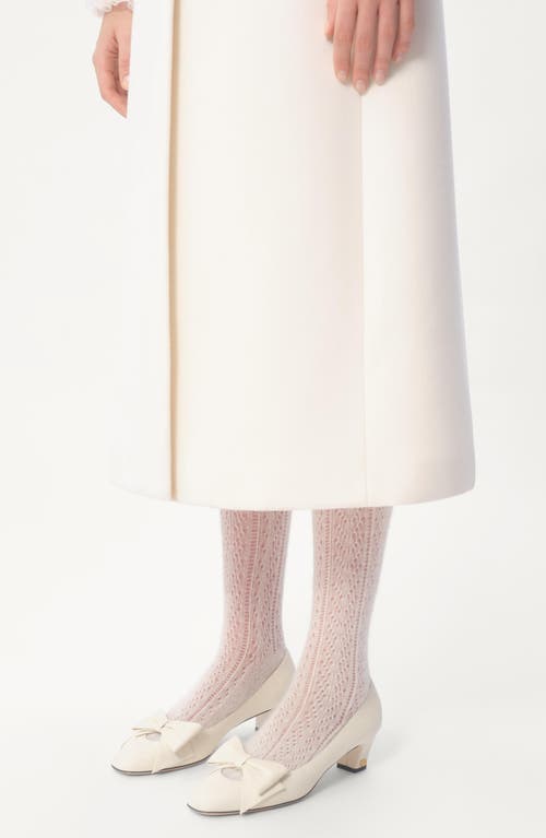 Shop Valentino Garavani Bowow Pump In Ivory