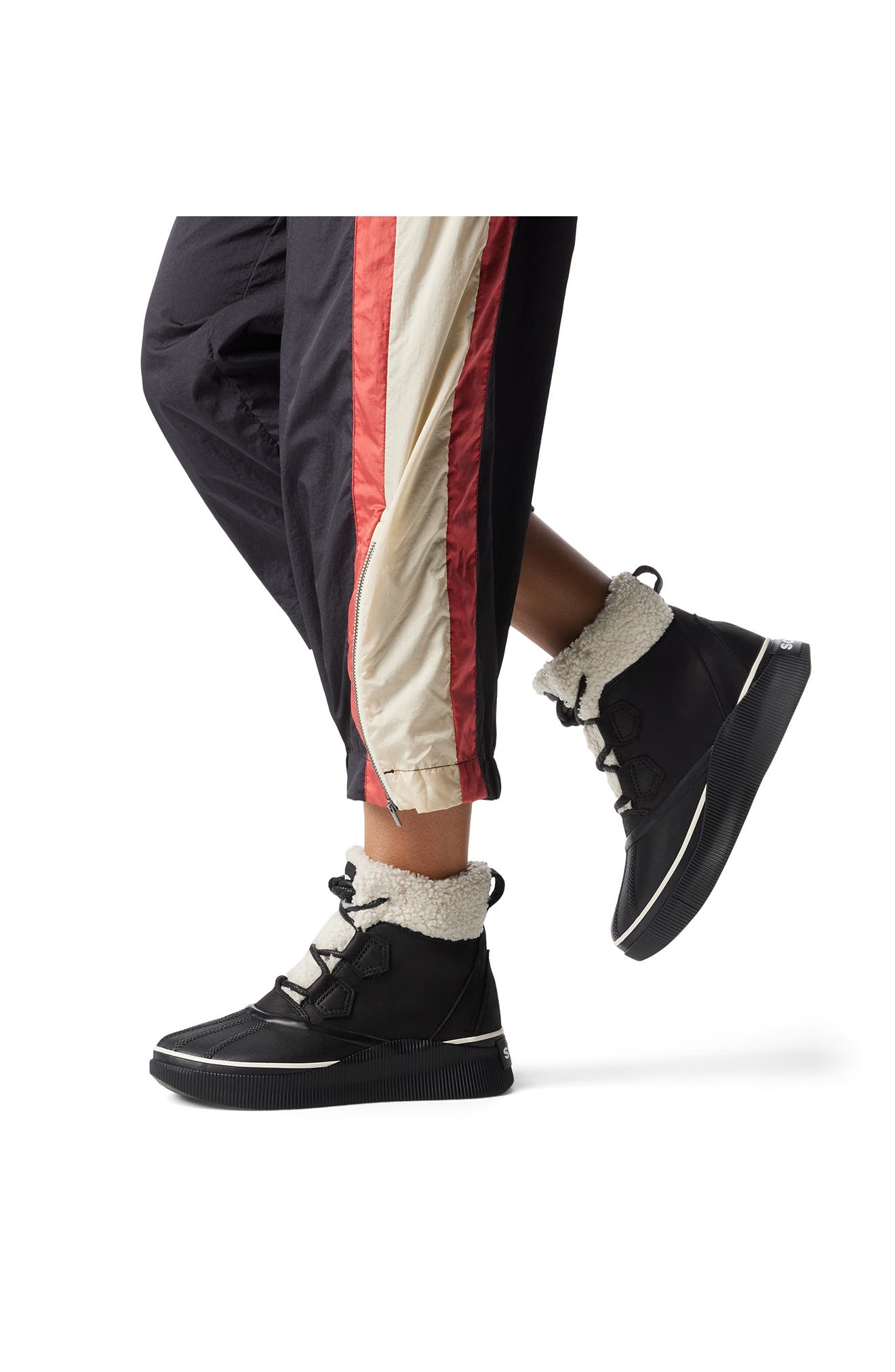 SOREL Out N About IV Chillz Waterproof Duck Boot, Alternate, color, Black/ Chalk