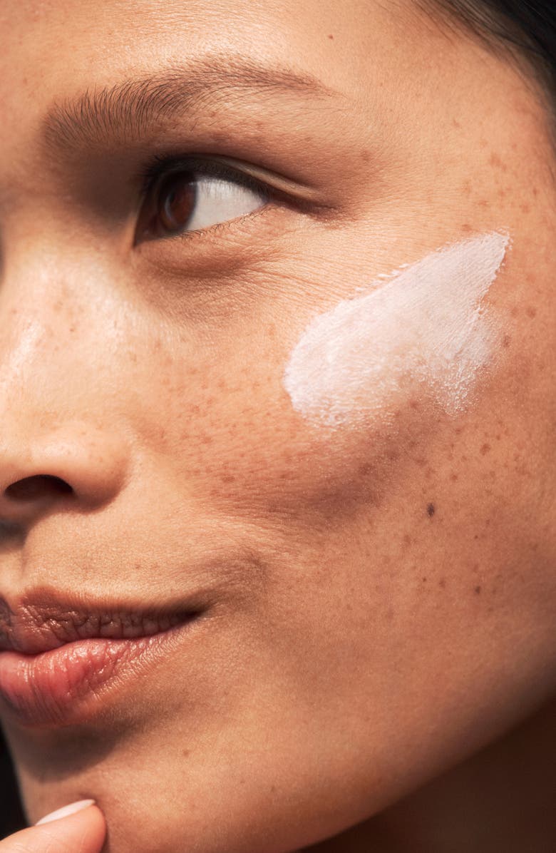 U Beauty The Multimodal Defender SPF 30 Sunscreen, Alternate, color, 