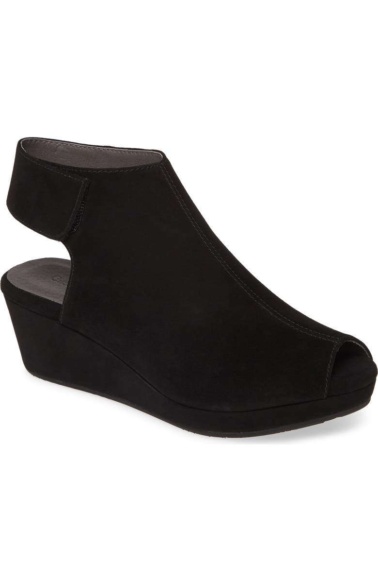 Chocolat Blu Chocolate Blu Yessi Platform Wedge Sandal, Main, color,