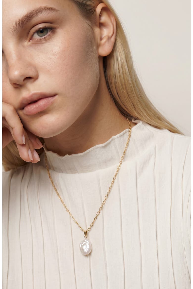 Freshwater Pearl Pendant Necklace, Alternate, color, GOLD/ WHITE