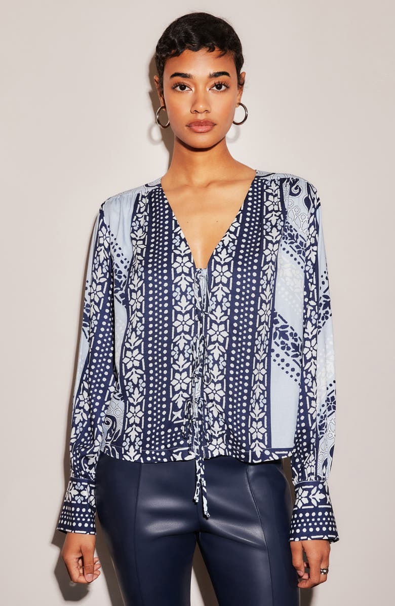 FIFTEEN TWENTY Kayla Tie Front Top, Alternate, color, Print