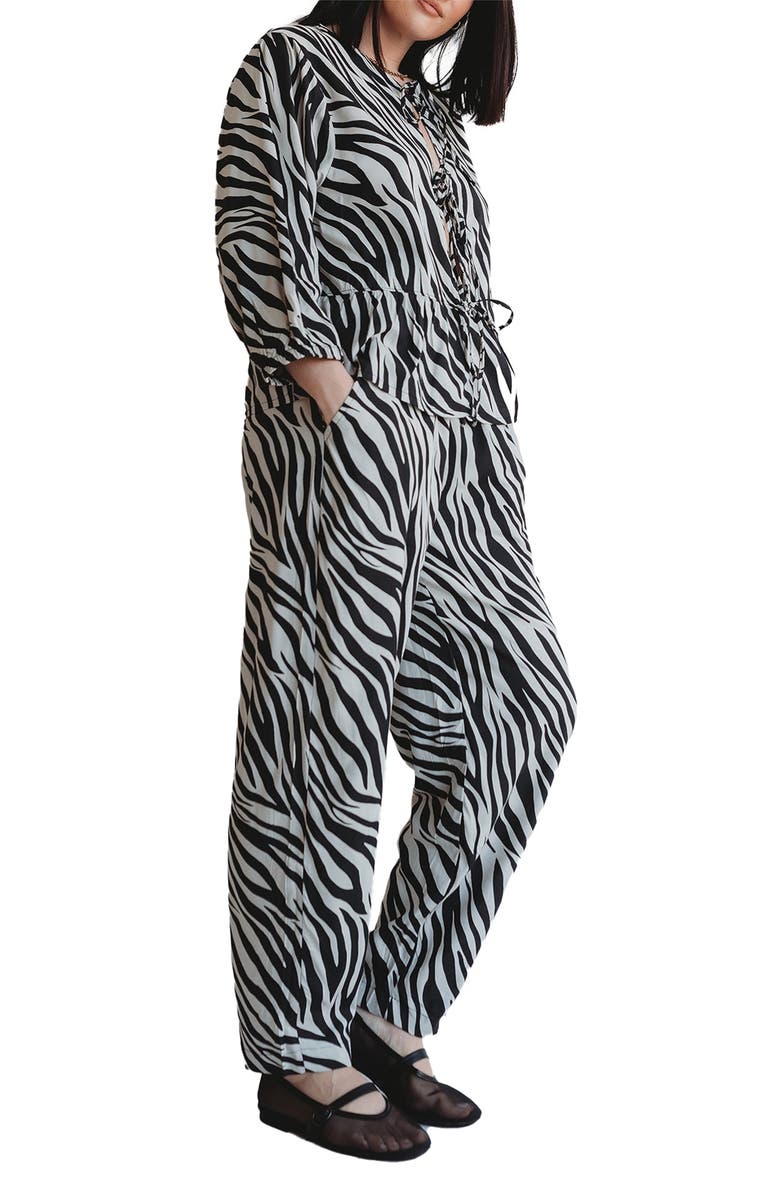 Turtledove London Organic Cotton Multicolor Zebra Streak Print Barrel Leg Trousers, Alternate, color, Multi