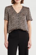 Pleione V-Neck Button Top