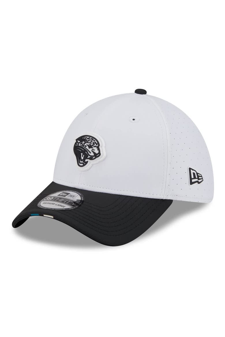 Men's New Era  White/Black Jacksonville Jaguars 2025 NFL Training Camp Throwback Logo 39THIRTY Flex Hat, Main, color, White