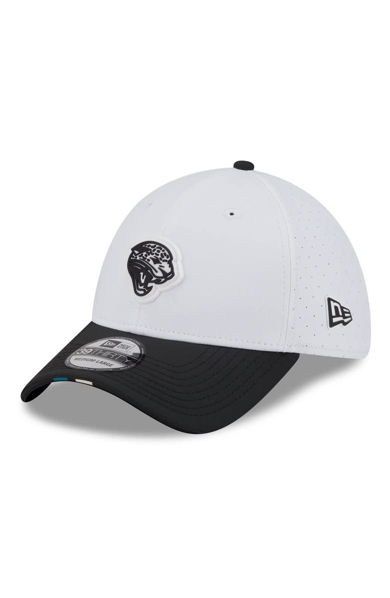 New Era Men's New Era White/Black Jacksonville Jaguars 2025 NFL Training Camp Throwback Logo 39THIRTY Flex Hat, Main, color, White