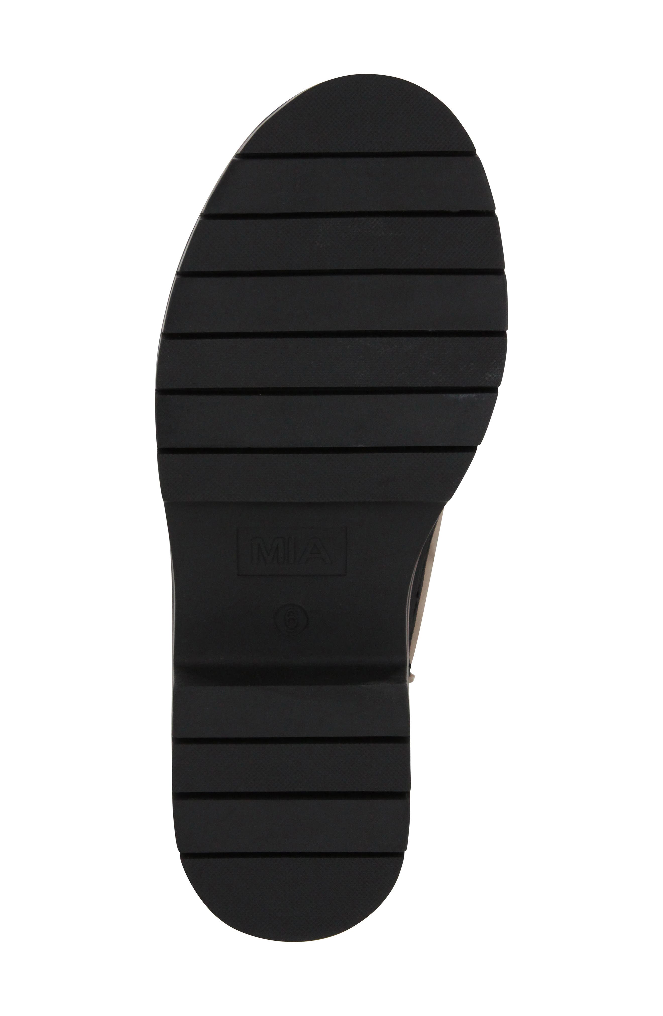 MIA Julius Lug Sole Boot, Alternate, color, 