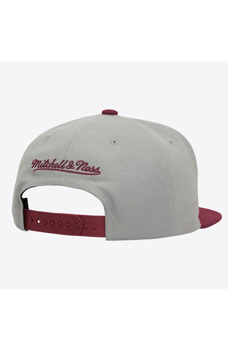 Mitchell 
Ness Men
s Mitchell 
Ness  Gray/Maroon Virginia Tech Hokies Plaid OG Snapback Hat, Alternate, color, Gray