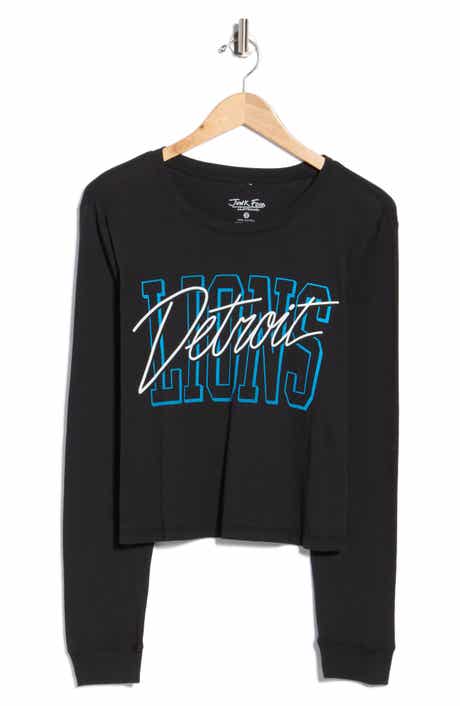 Lions Timeout Long Sleeve Crop Graphic T-Shirt