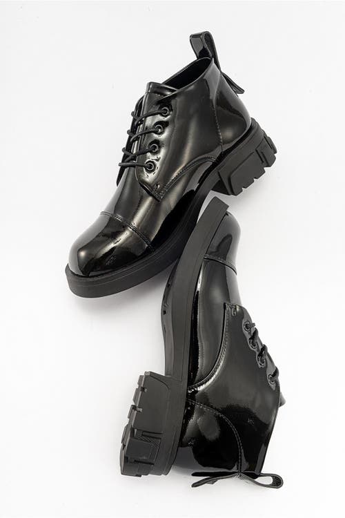 Prologue Shoes Lagom Patent Boot In Black