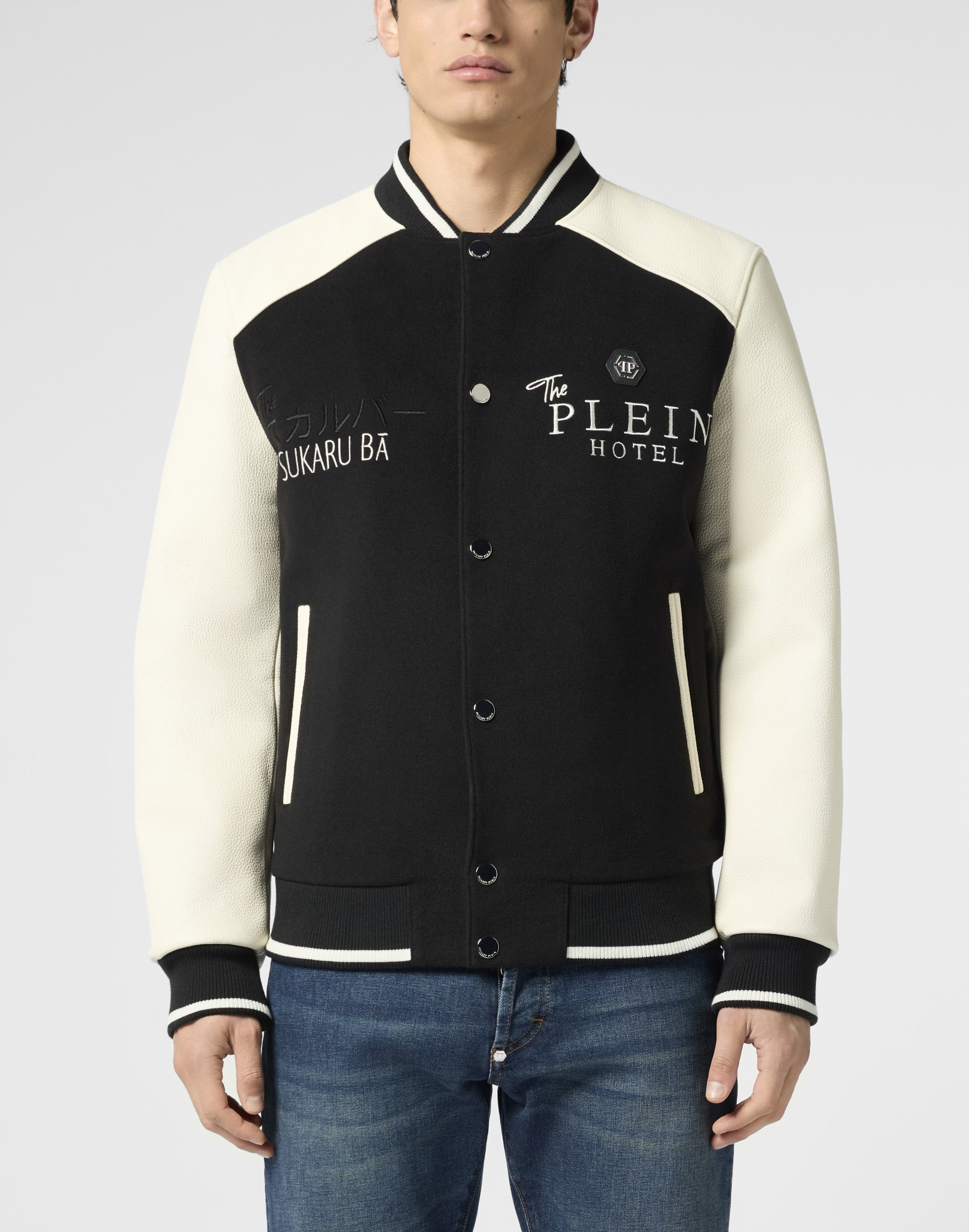 selected black/white