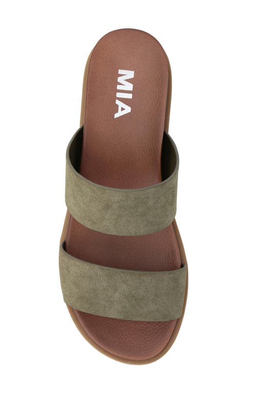 Mia Yelena Slide Sandal In Khaki