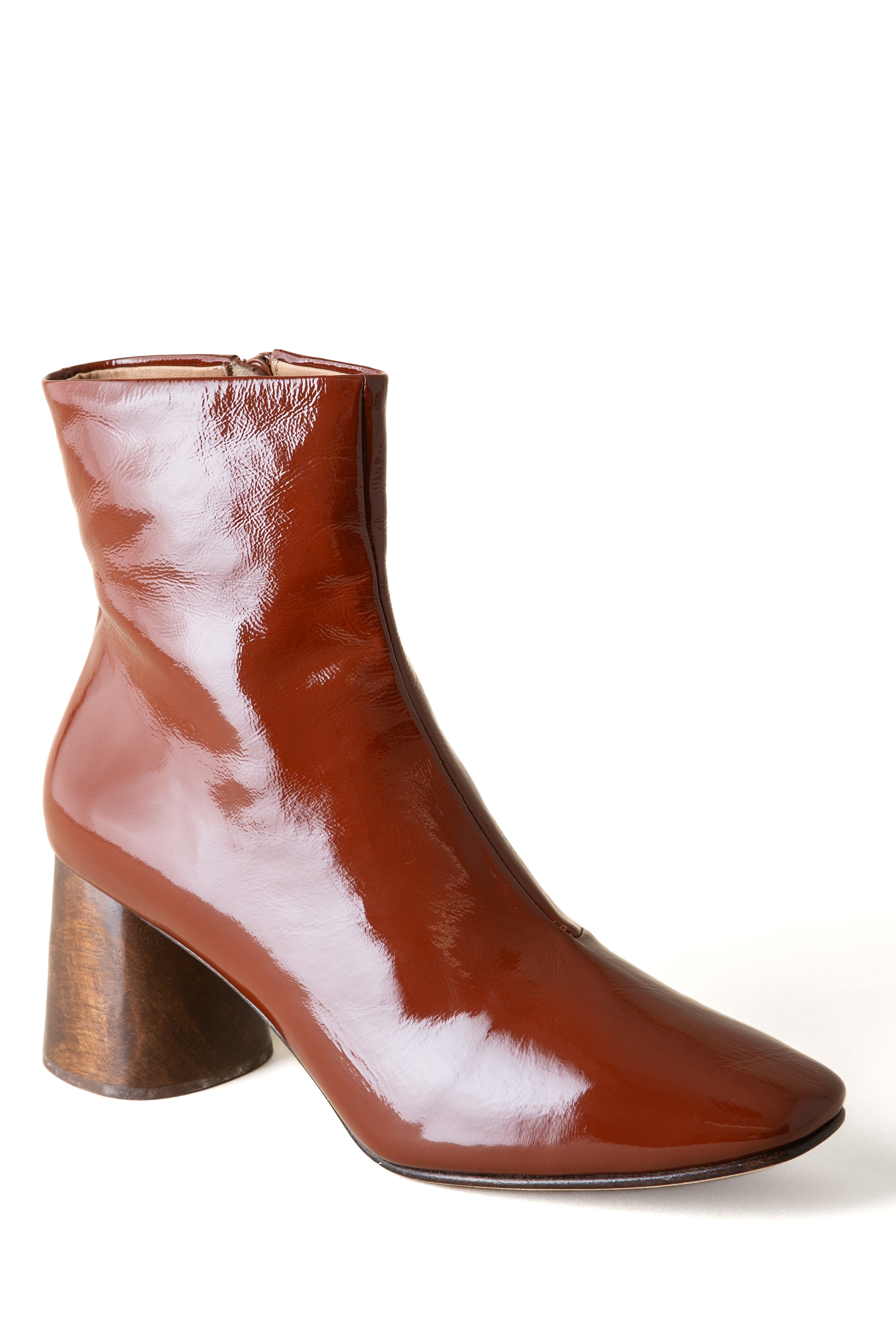 Huma Blanco Harlow Boot in Cinnamon Crinkle Patent 