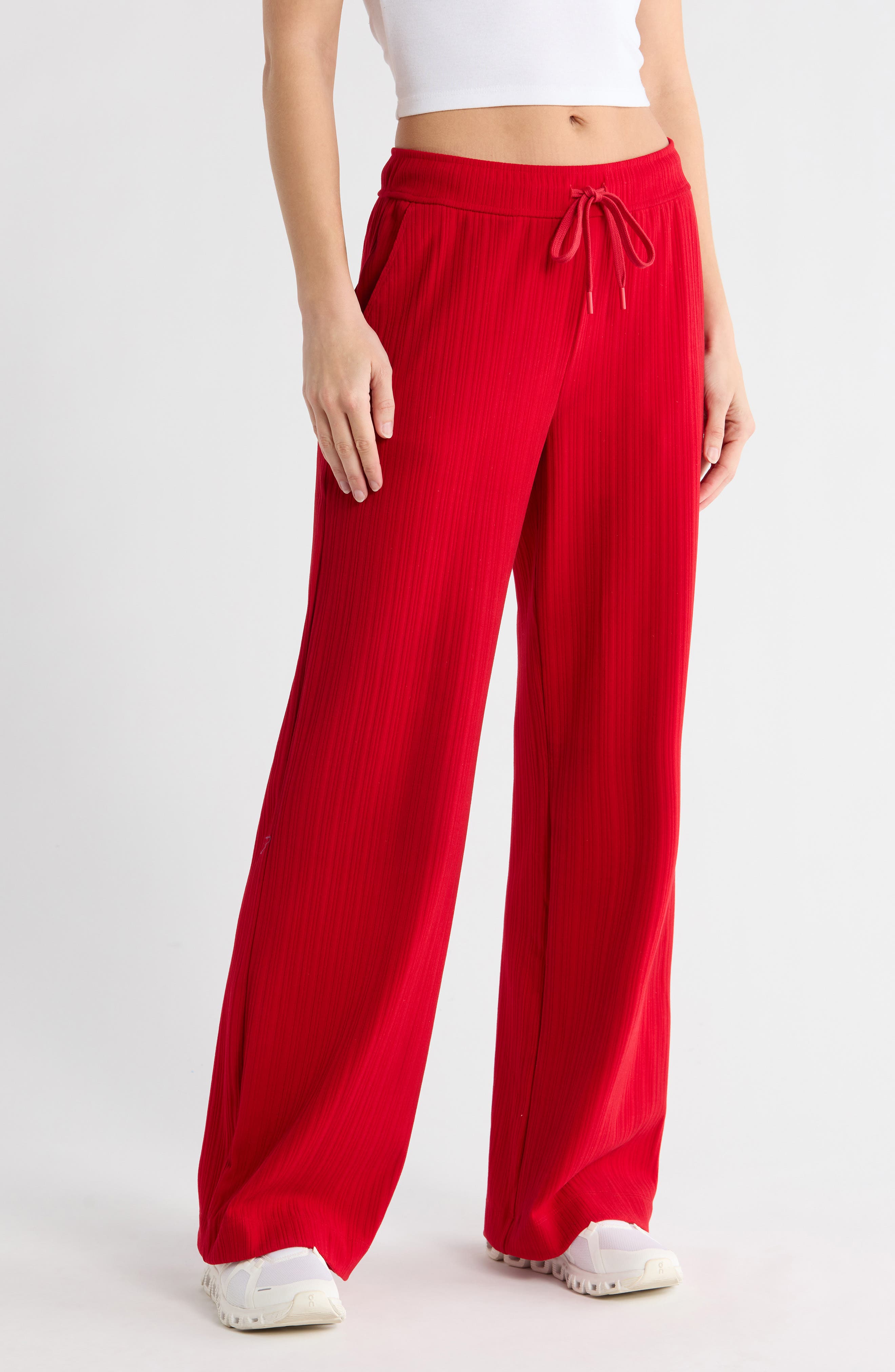 HOLLY RED