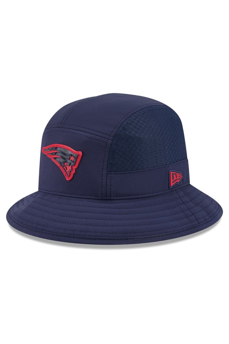 Men's New Era Navy New England Patriots 2026 Sideline Bucket Hat, Main, color, Navy