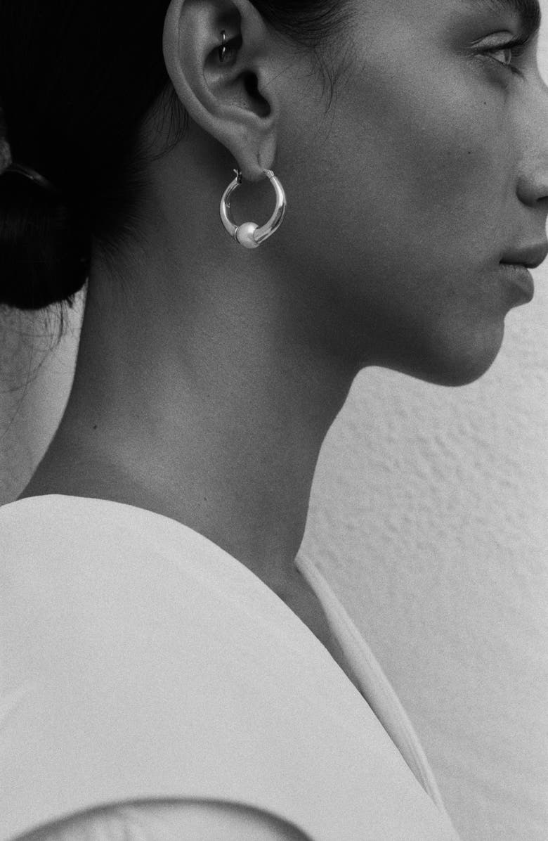 Sophie Buhai Small Vermeer Hoop Earrings, Alternate, color, 