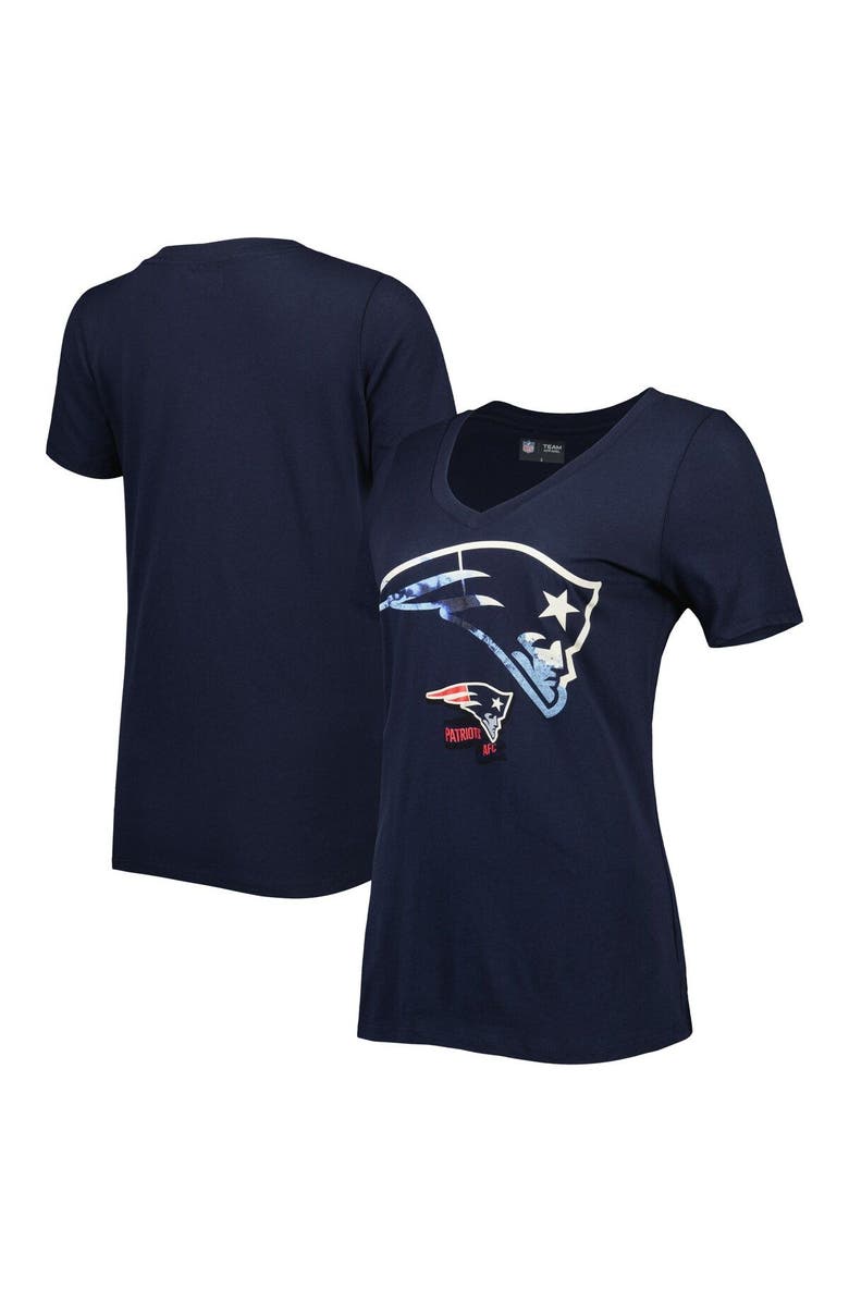 New Era Women's New Era Navy New England Patriots Ink Dye Sideline V-Neck T-Shirt, Main, color, 