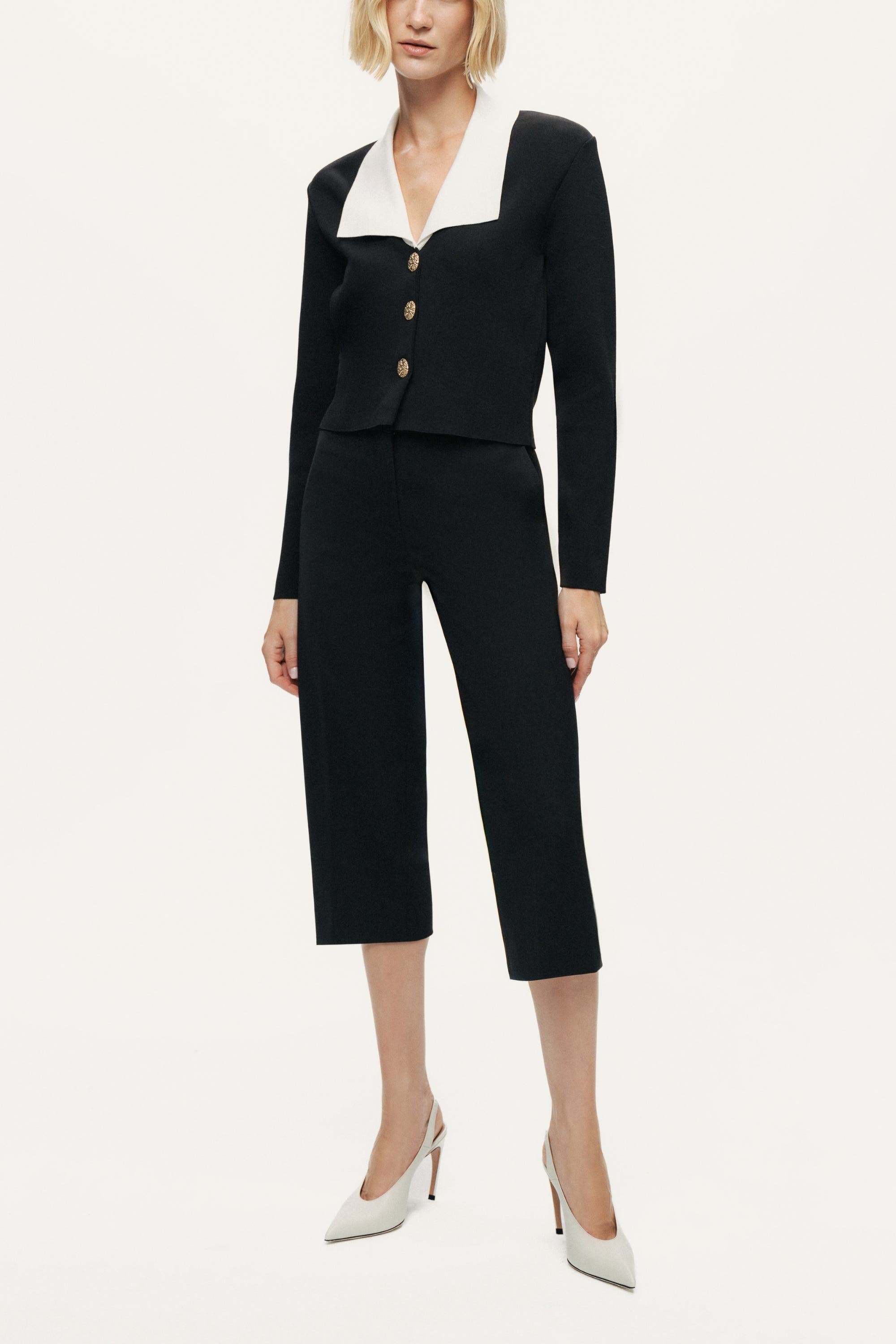 Contrast Collar Knit Cardigan - image 2