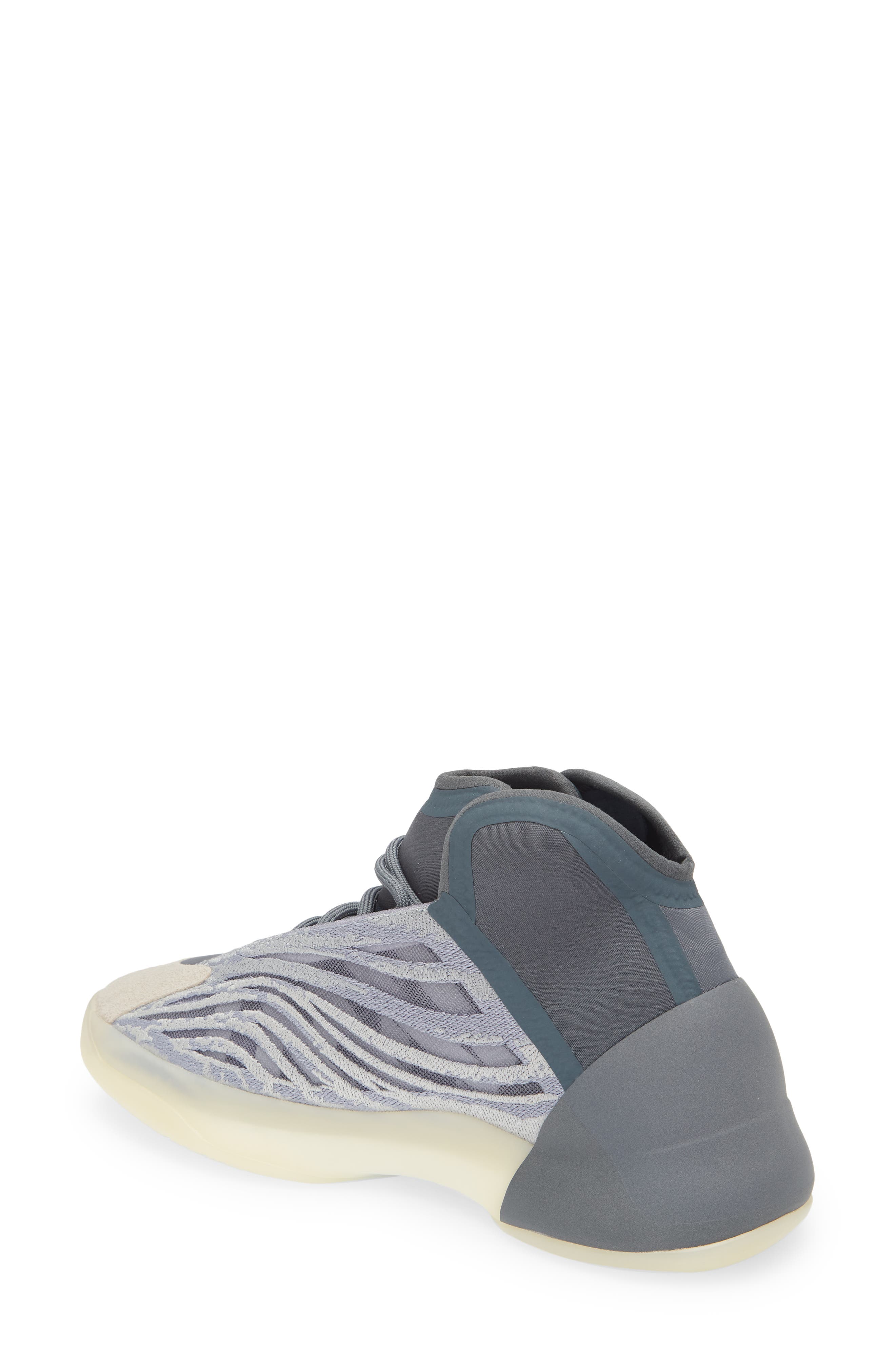 adidas Yeezy Quantum 'Mono Carbon' Sneaker, Alternate, color, 