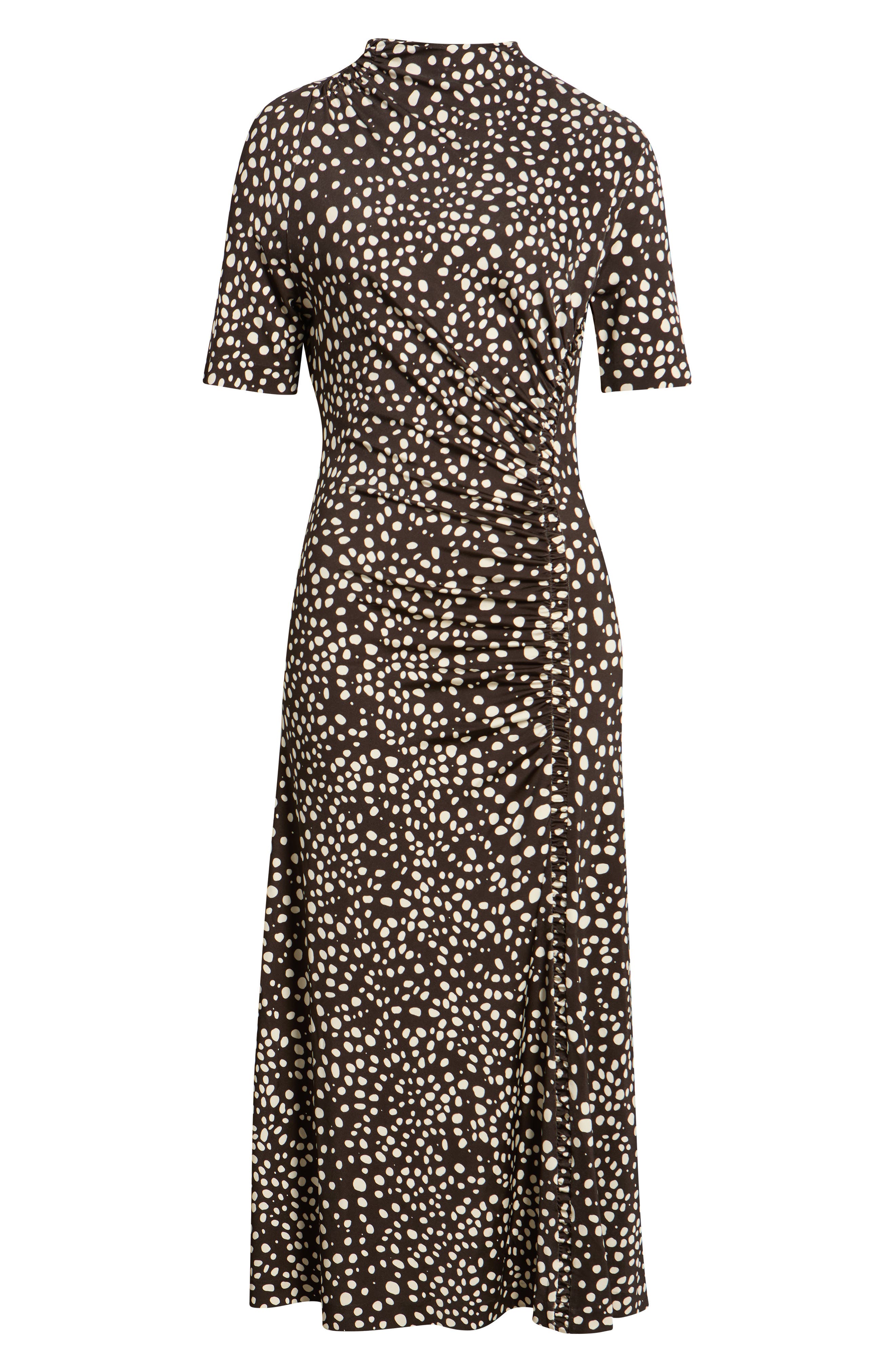 selected MOLE DOT
