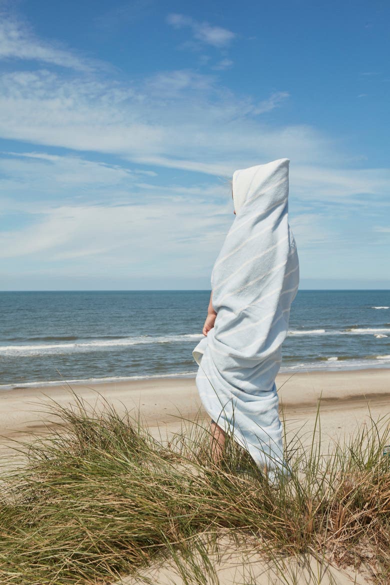 Raita Hooded Towel, Alternate, color, Cloud / Ice Blue