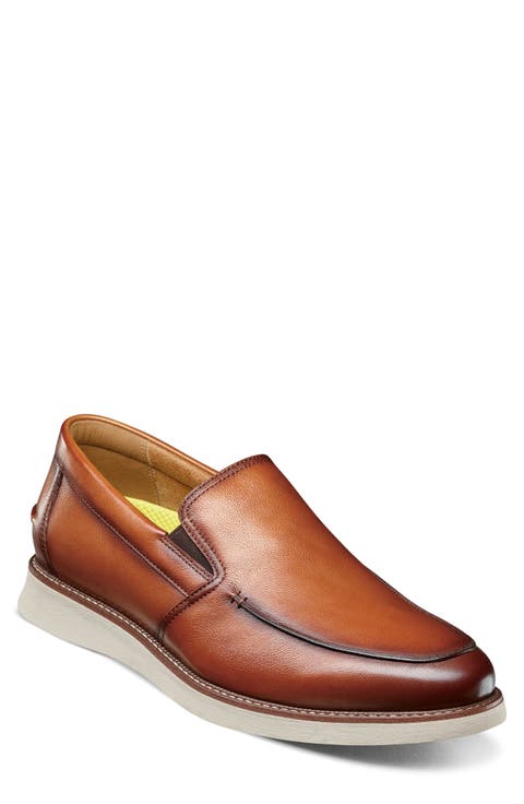 Launch Venetian Loafer - Wide Width Available (Men)