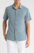 Greg Norman Seersucker Short Sleeve Button-Up Shirt