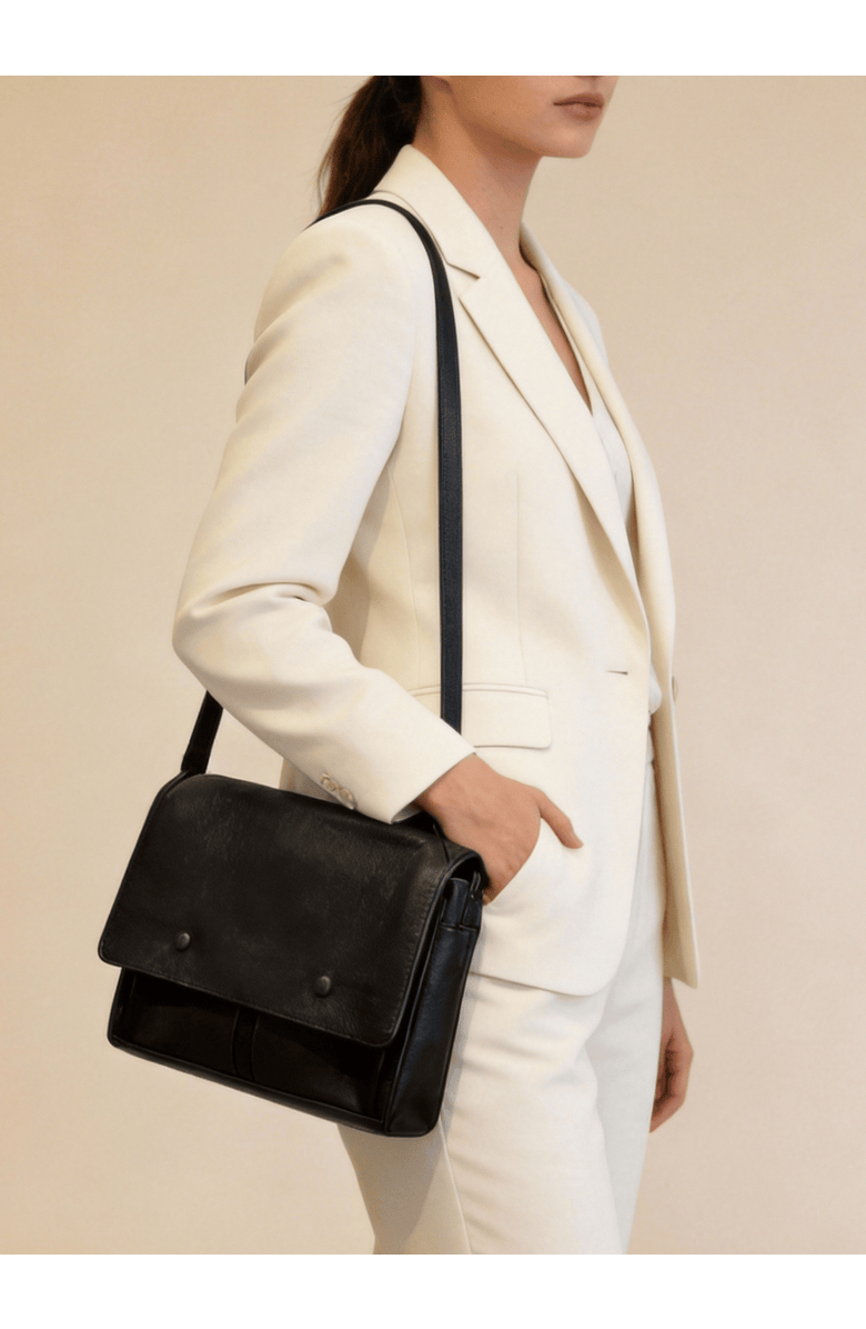 Deux Mains Leather Messenger Bag, Alternate, color, Black